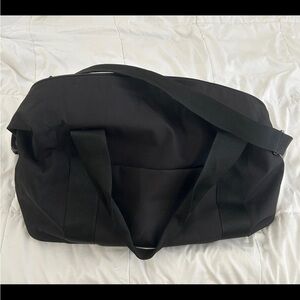 Beis duffle bag in black